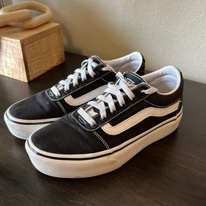Women’s Platform Vans
